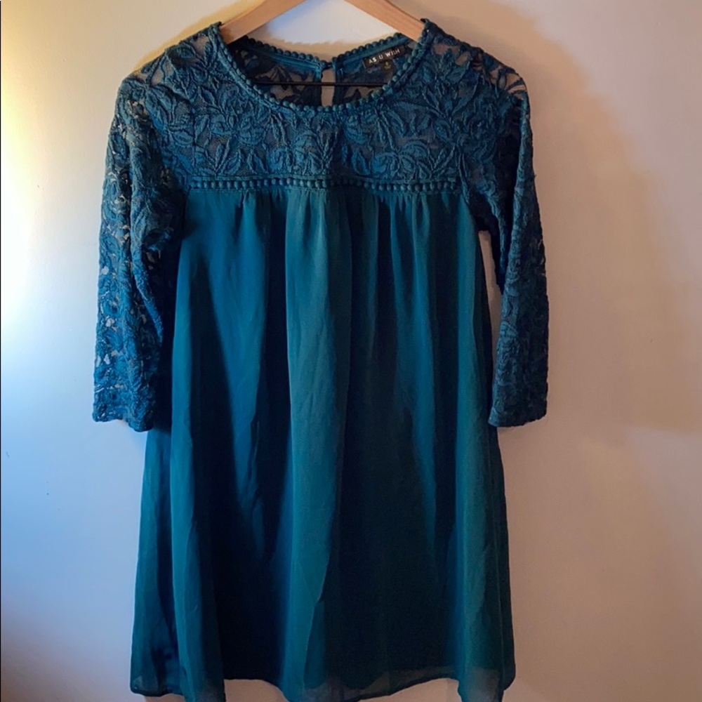 Lace dress